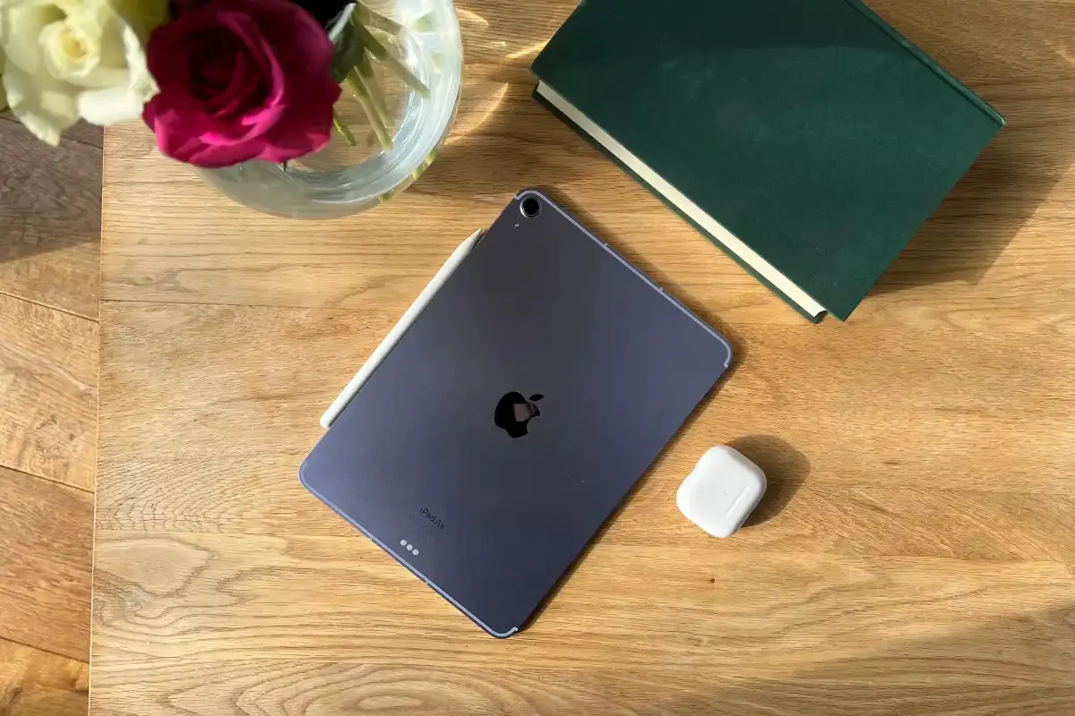Свежий iPad Air внезапно подешевел в России. Вариант с топовой производительностью и шикарной фронтальной камерой