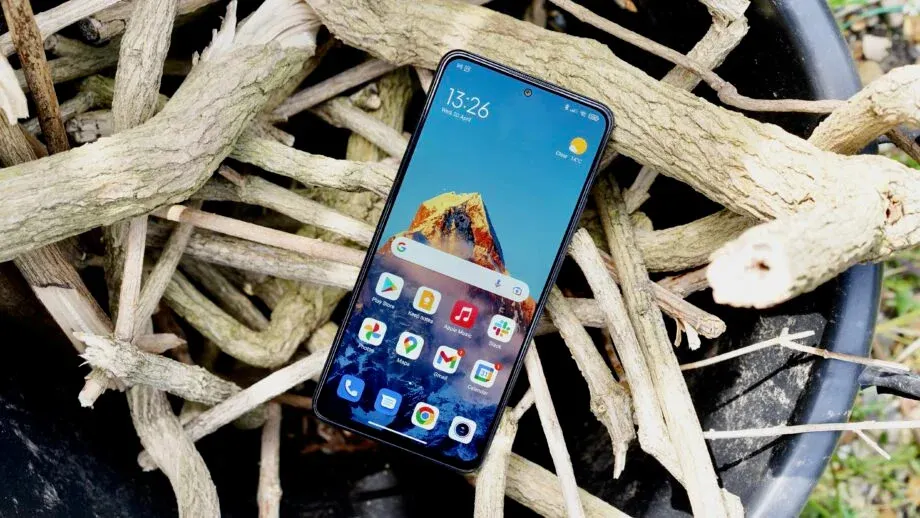 Лучший среднебюджетник Xiaomi Redmi рухнул в цене. Теперь его можно смело брать