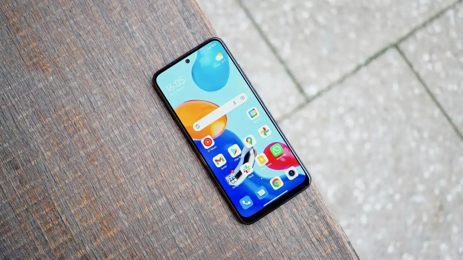 5 самых выгодных смартфонов до 13 тысяч рублей. От хита Realme до лучшего бюджетника Xiaomi