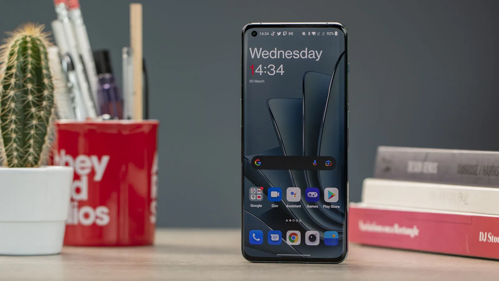 Хитовый OnePlus и другие. 5 девайсов, которые рвут iPhone