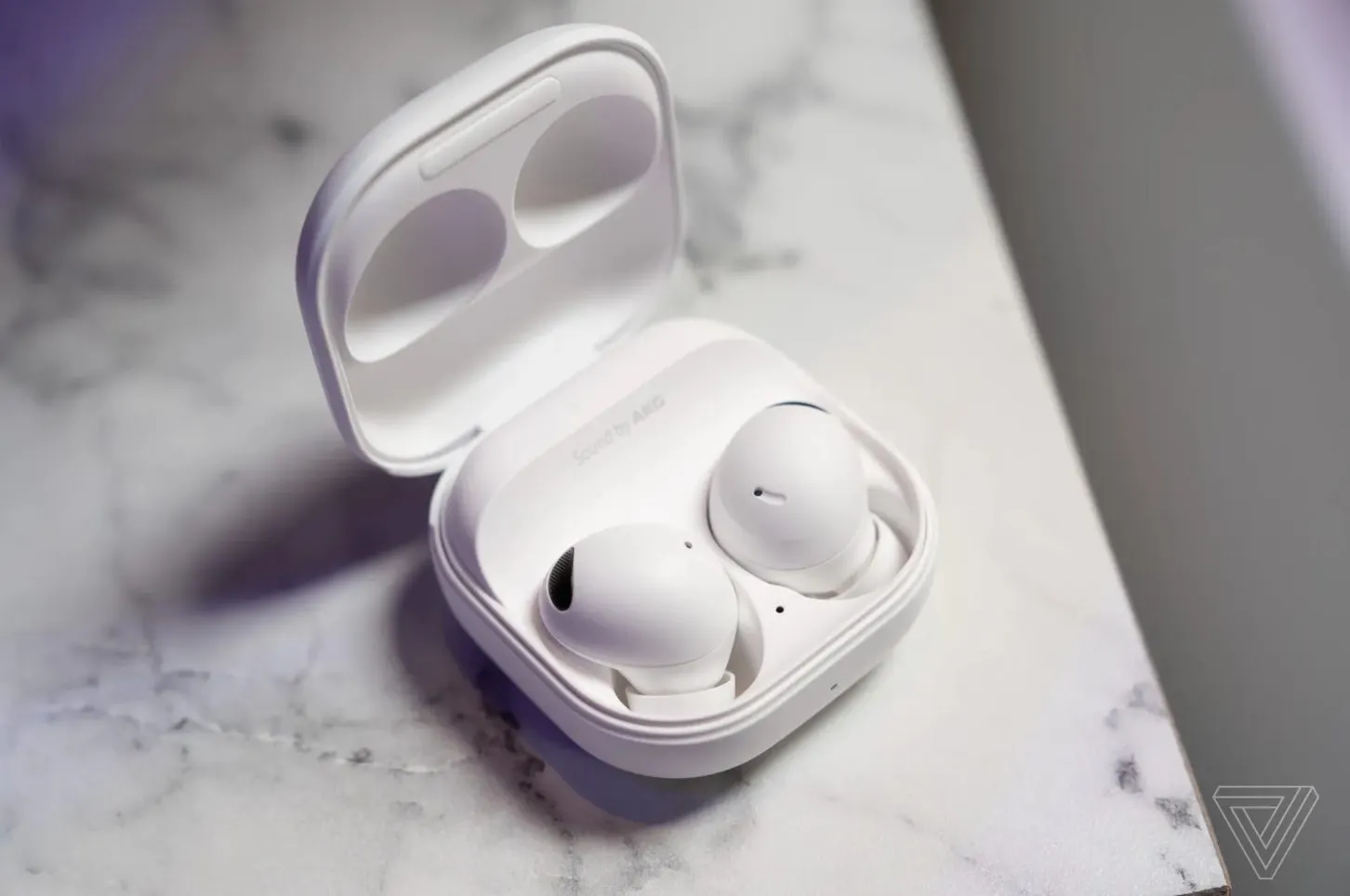 Samsung Galaxy Buds 2 Pro – новые наушники с пространственным аудио и крутой автономностью. А сколько стоят?