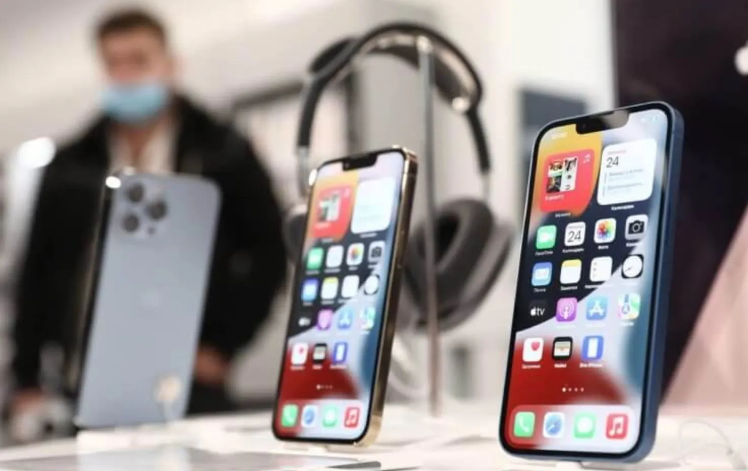 iPhone 13 Pro Max подешевел на 50 тысяч рублей. Как это возможно?