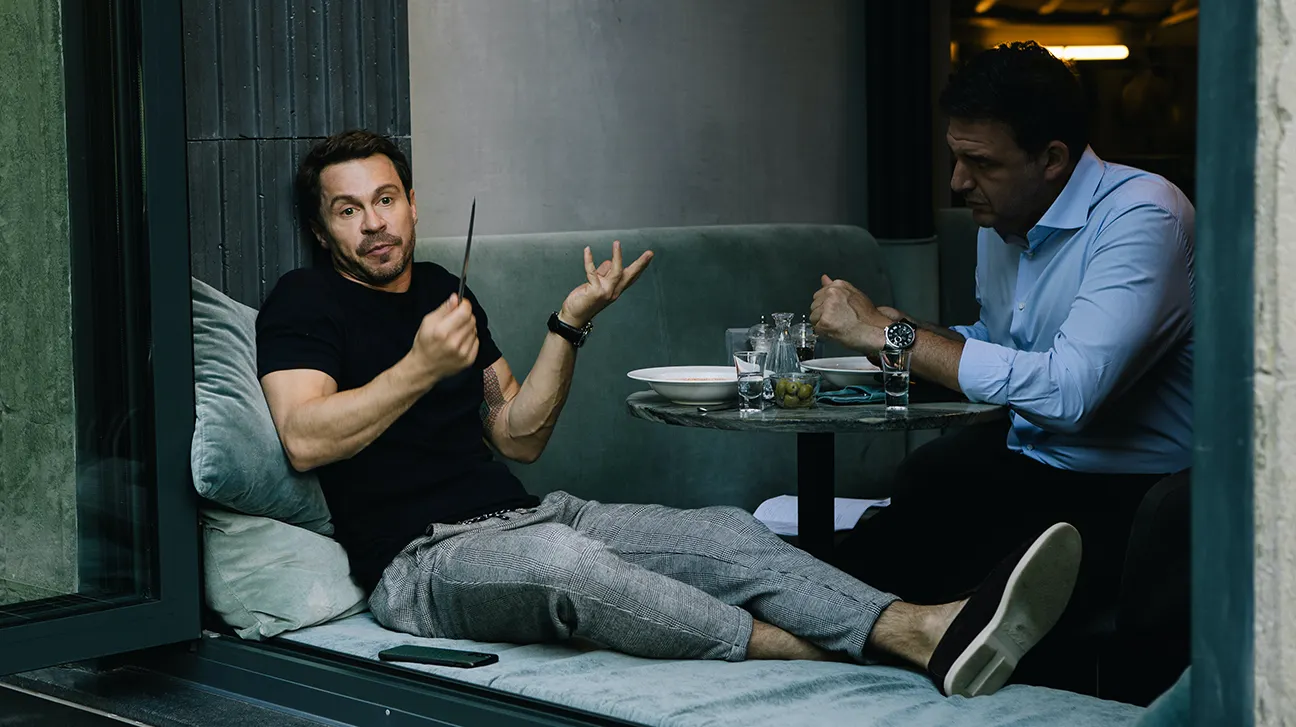 5 российских сериалов, которые помогут вам успокоиться. От «Барабашки» до «Беспринципных»