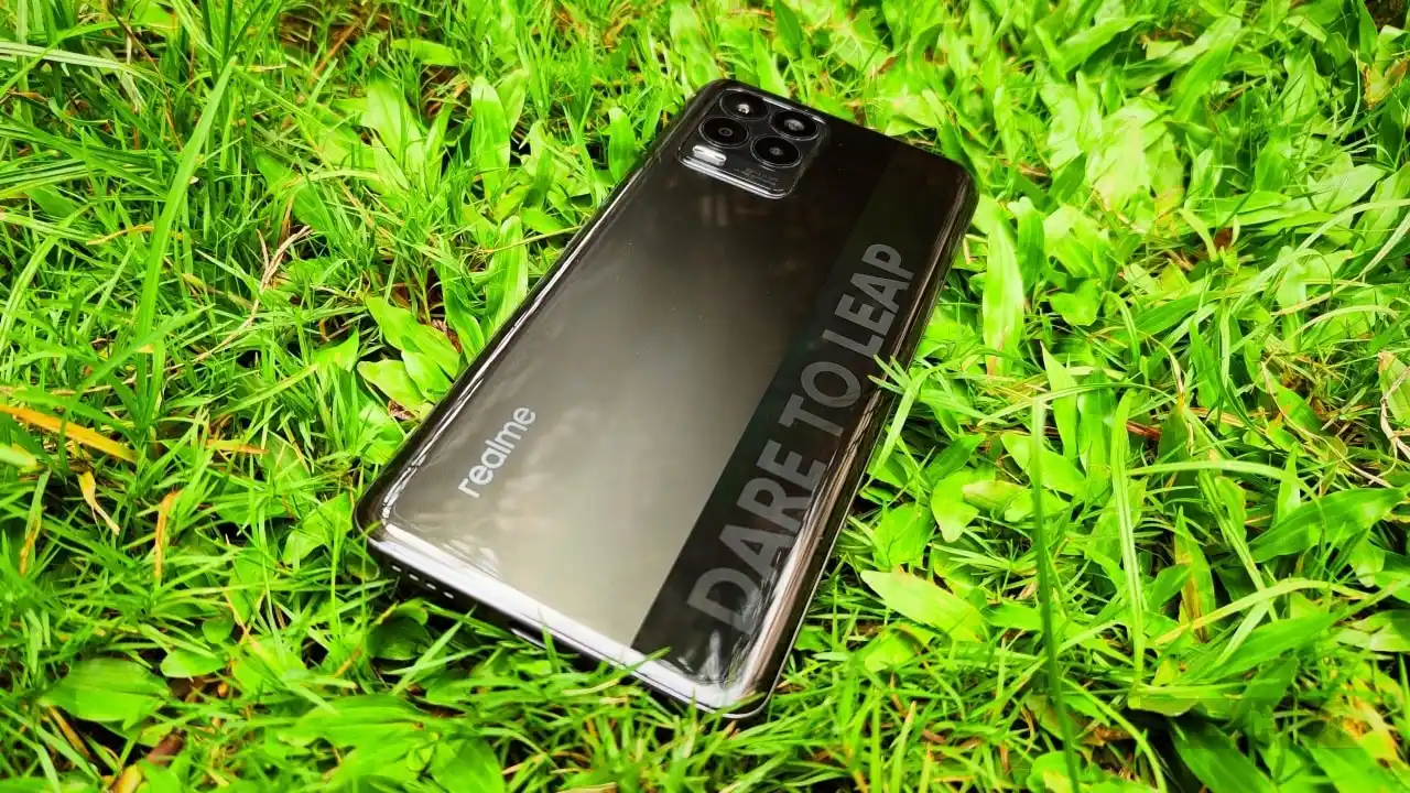 Этот Realme до сих пор можно брать. Крутой бюджетник сливают с жирной скидкой
