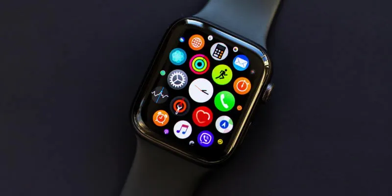 Apple Watch SE резко подешевели. Стоят совсем копейки