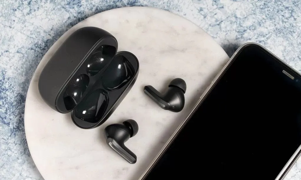 Идеальный клон AirPods Pro от Xiaomi рухнул в цене. Это  TWS-наушники с топовым звуком и кучей фишек
