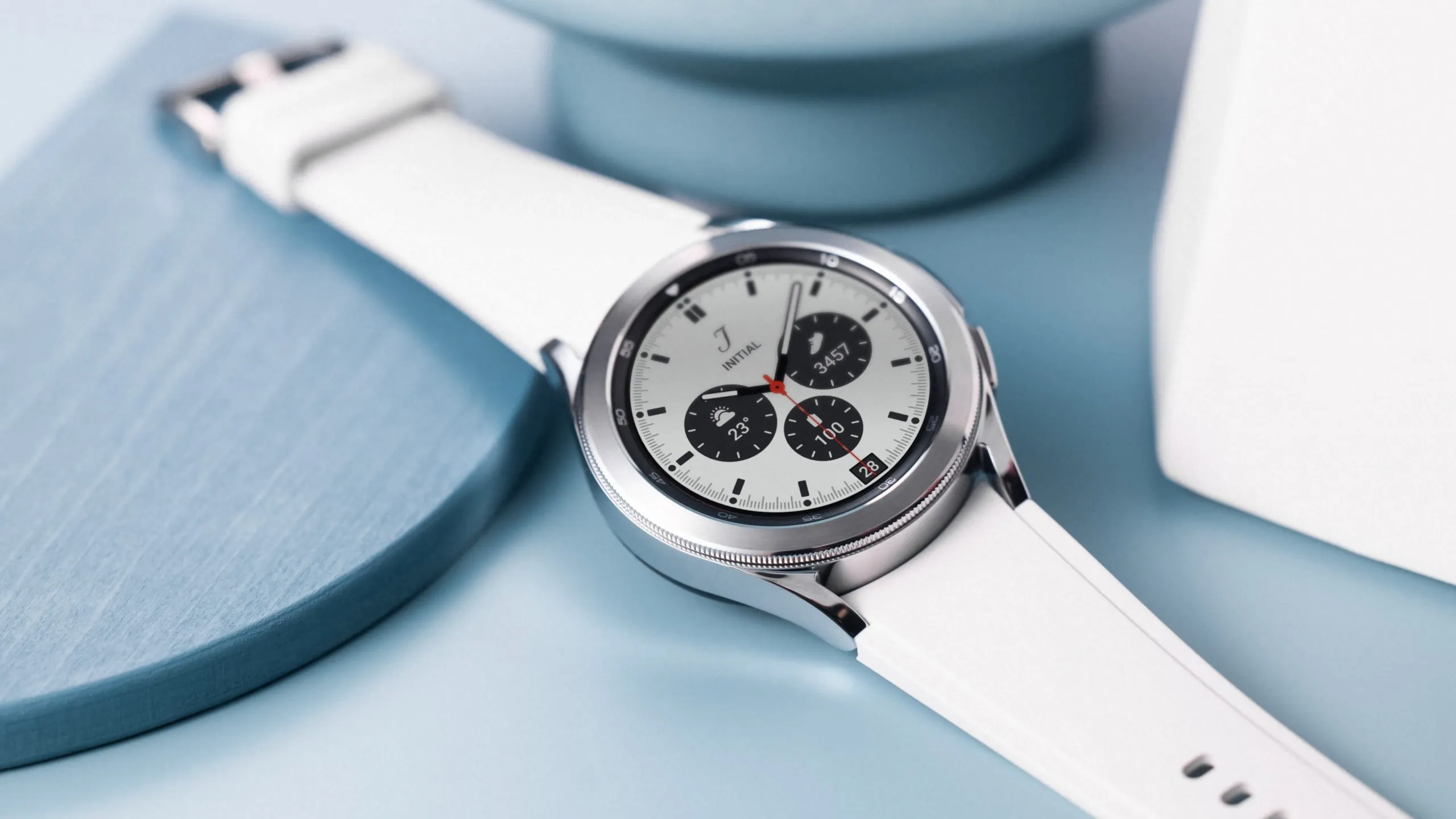 Премиальные Samsung Galaxy Watch обесценились в России. Это лучшие смарт-часы бренда