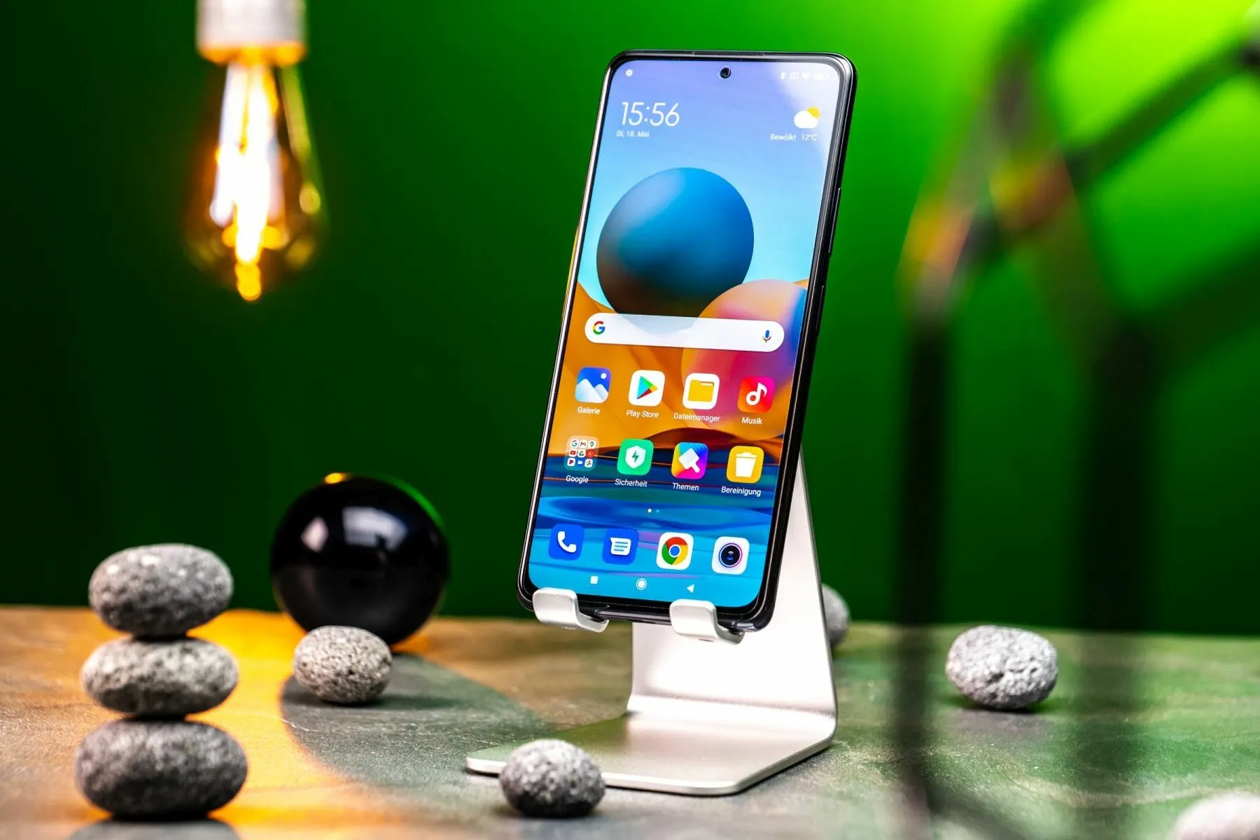 Этот Xiaomi Redmi по-прежнему хорош за свои деньги. У него практически нет недостатков