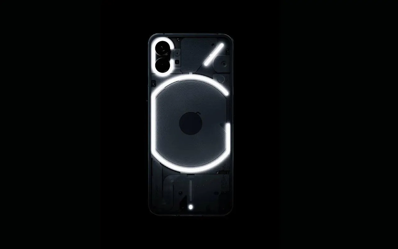 5 самых оригинальных смартфонов 2022 года. От хитового Realme до хайпового Nothing Phone (1)