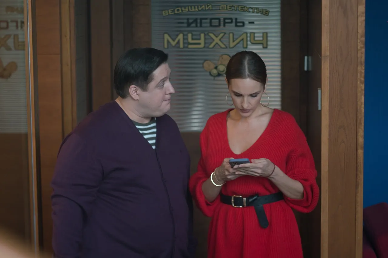 «Вы сами создали этого монстра Илью Куликова». Режиссер разнес сериал «Детективное агентство Мухича»