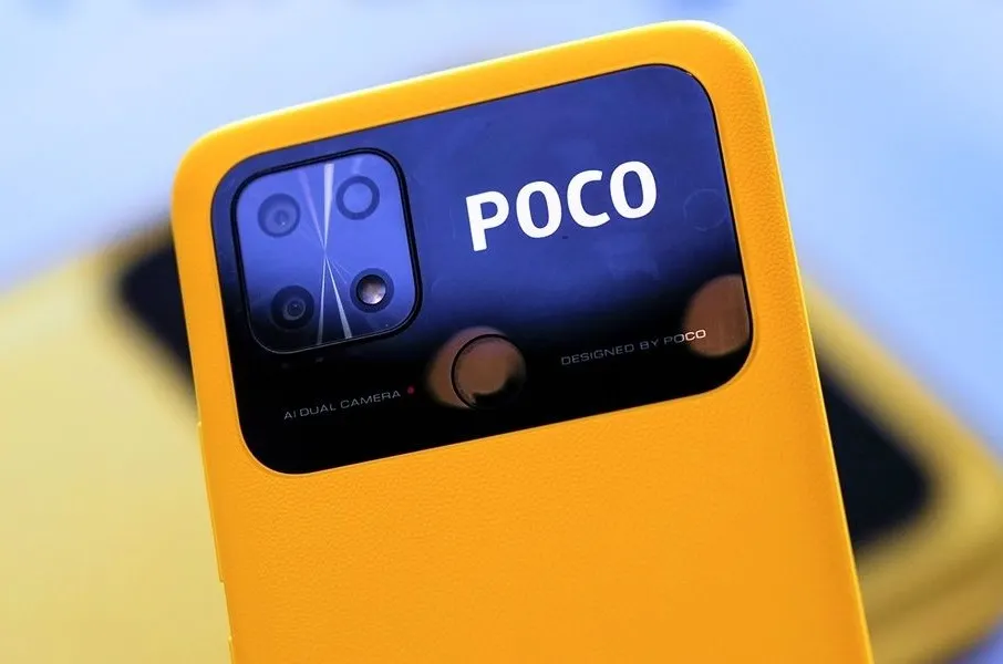 Этот Xiaomi Poco — лучший бабушкофон на рынке. Идеальный девайс для нетребовательных пользователей