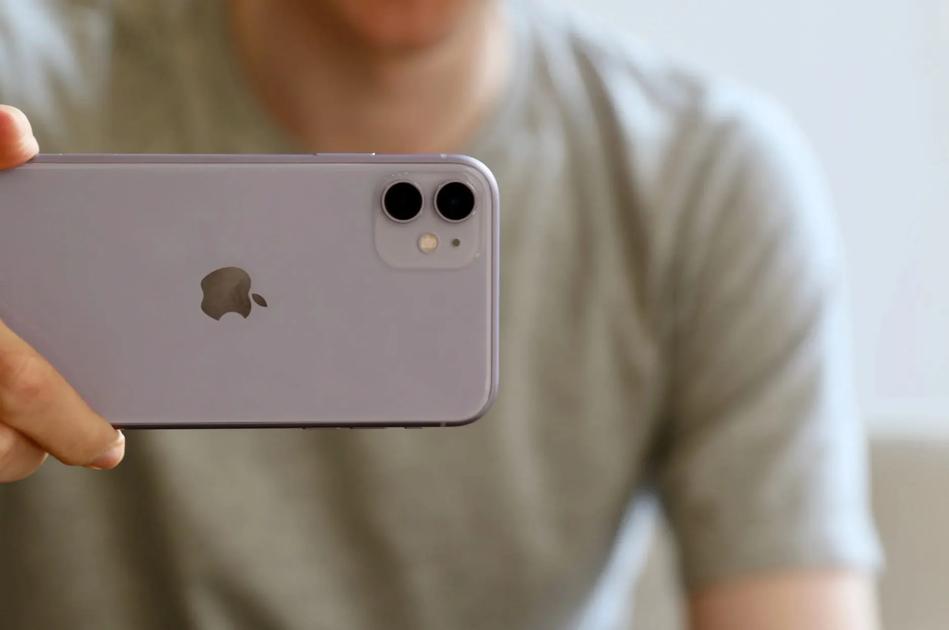 iPhone 11 – всё. Стоит ли покупать его в 2022 году?