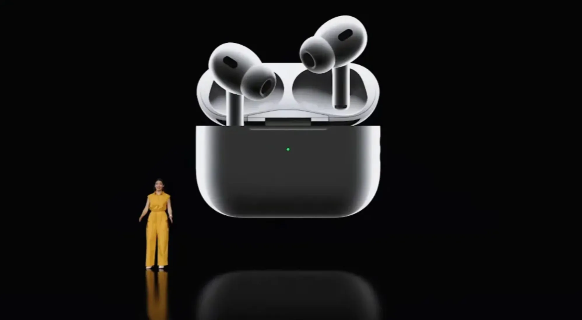 В России уже можно заказать Apple Watch Ultra и AirPods Pro 2. Что по ценам и срокам доставки?