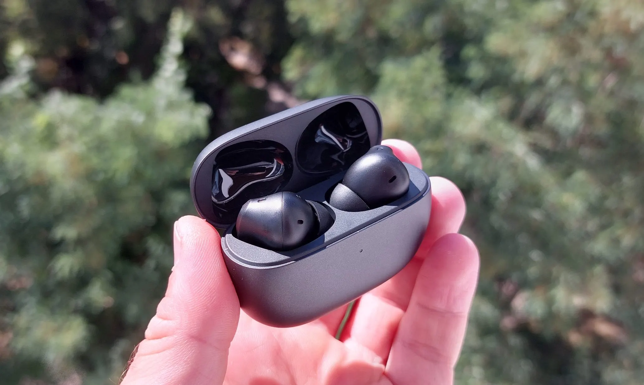 Эти Xiaomi круче AirPods Pro. Стоят 4 тысячи, есть авторитетный отзыв