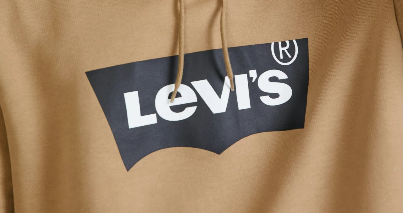 Одежда от Levi’s подешевела на Lamoda. Брендовые вещи отдают по низким ценам
