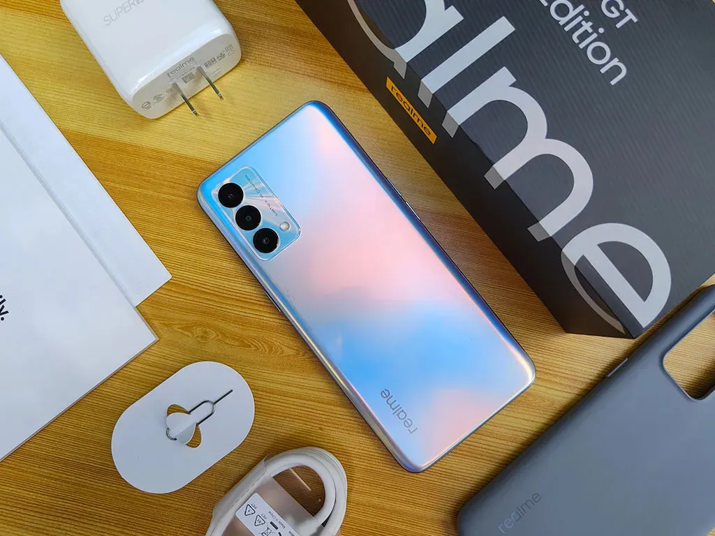 Этот Realme по-прежнему хорош за свои деньги. Мы знаем, где его купить по минимальной цене