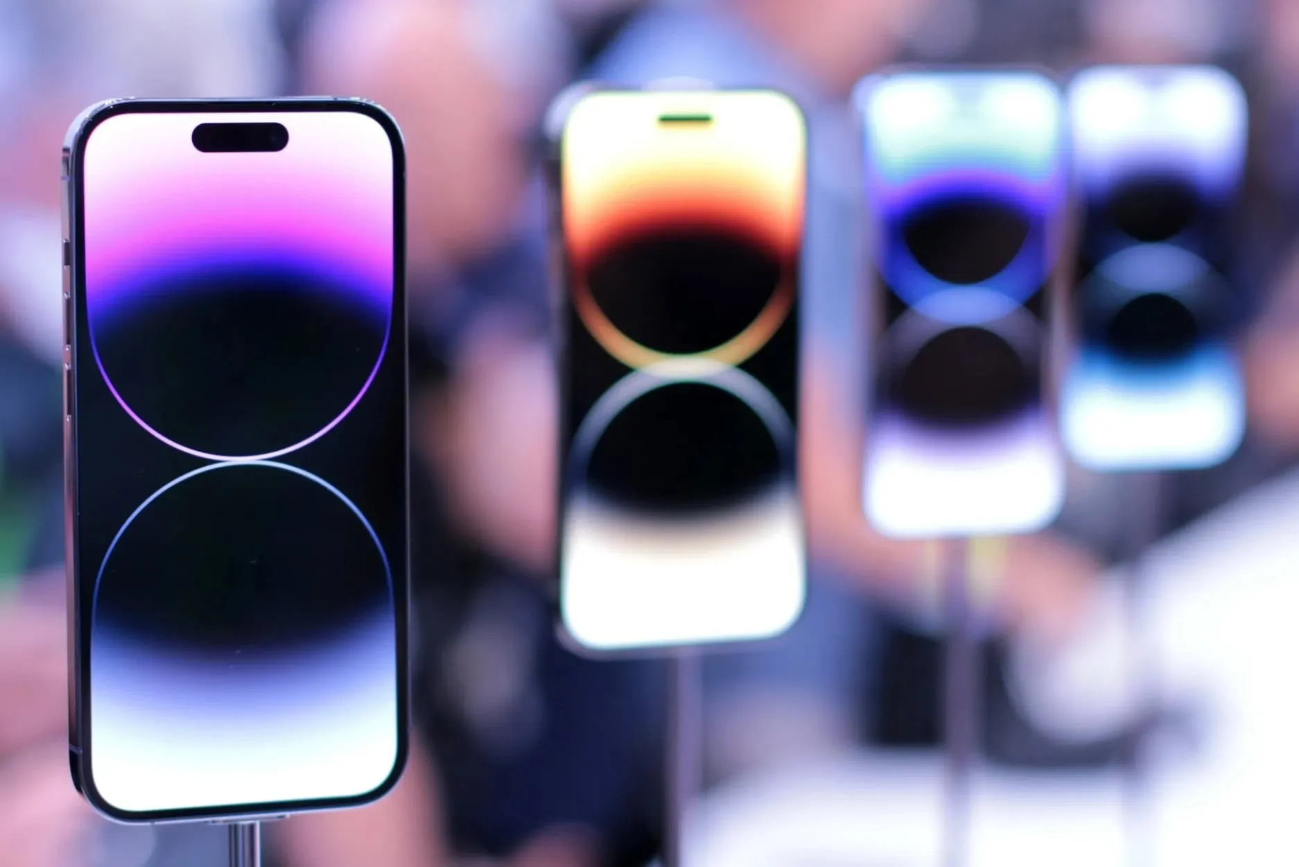 Самые выгодные iPhone в октябре. Да, они снова подешевели
