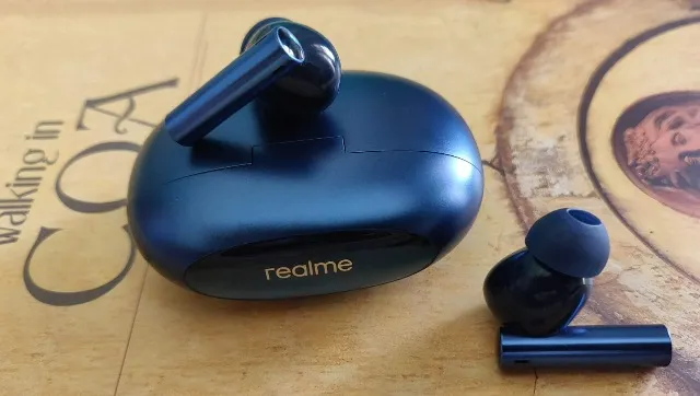 Эти Realme — самые выгодные наушники на рынке. У них крутое шумоподавление и монструозная автономность