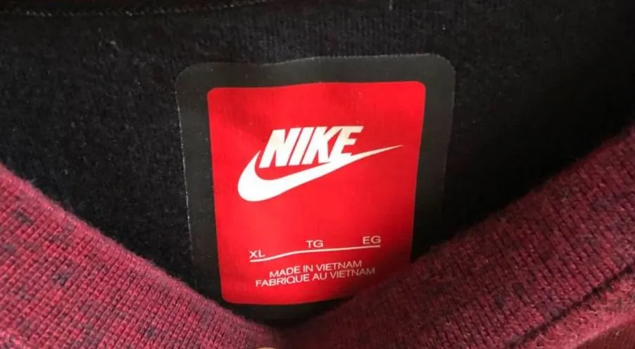 Одежда от Nike обесценилась на Lamoda. Худи и свитшоты отдают за копейки