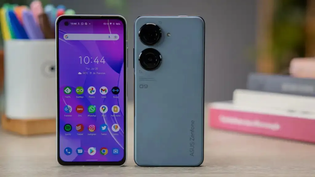 Этот Asus — самый компактный флагман на рынке. Его отдают по оптимальной цене на Али
