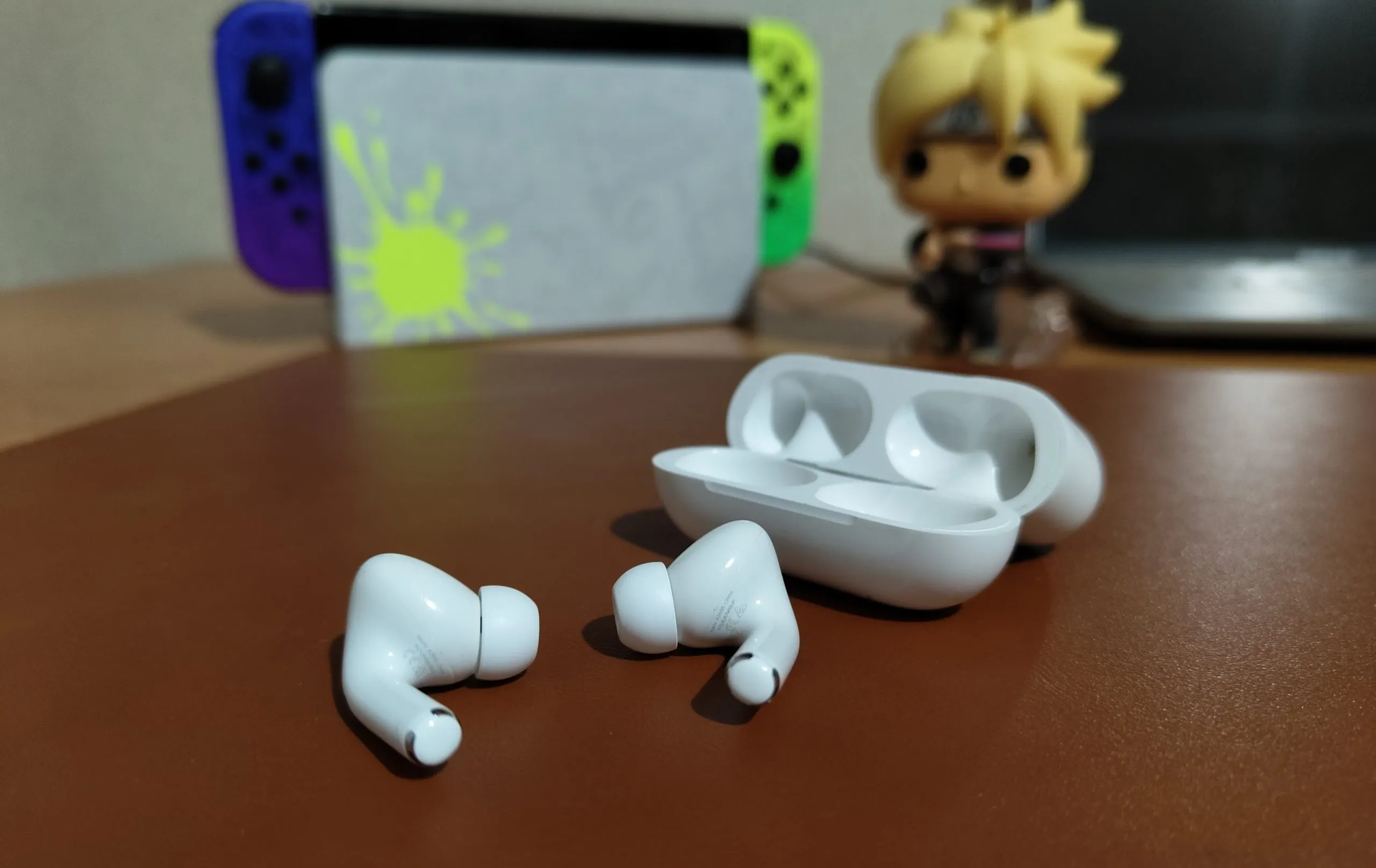 Честный обзор AirPods Pro 2. Чем хороши лучшие TWS-наушники на рынке?