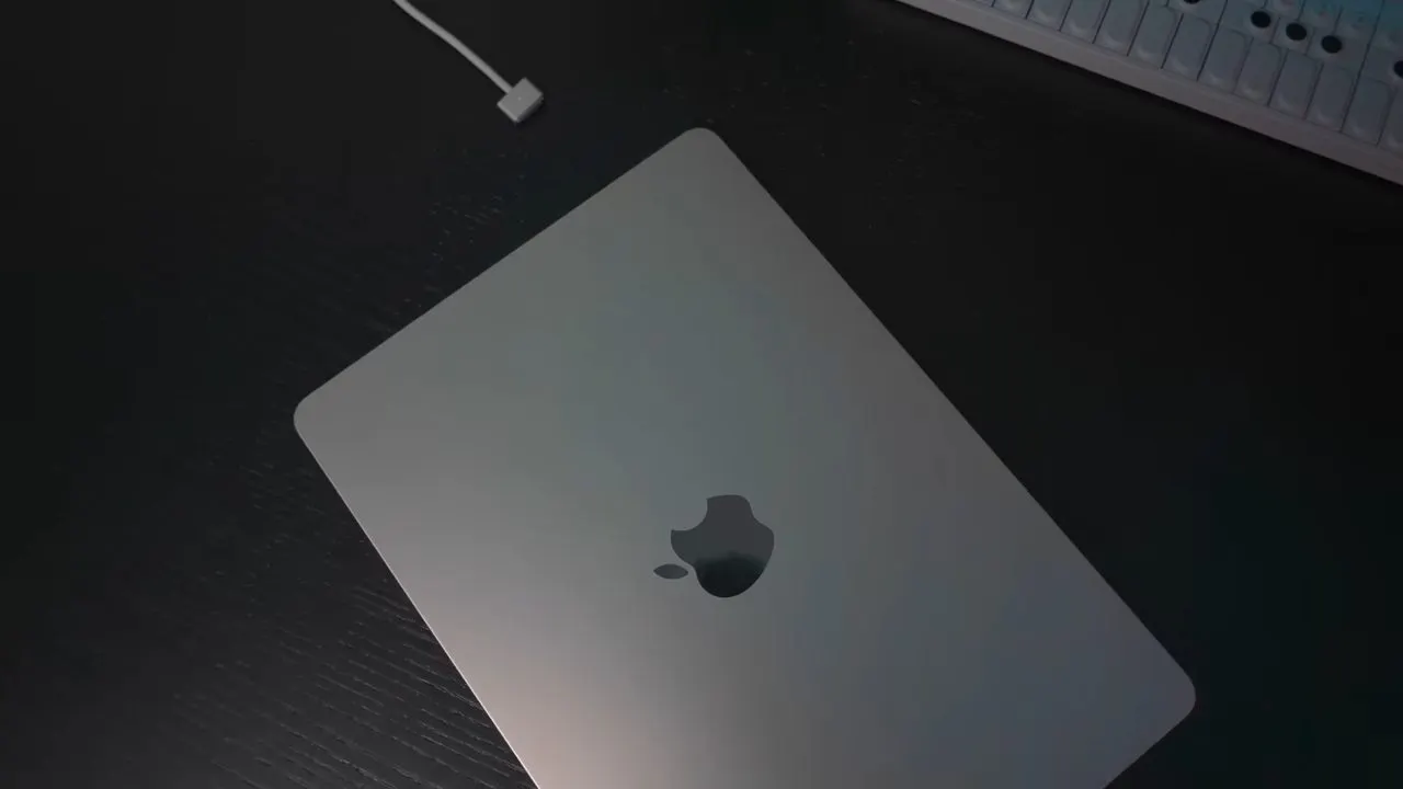 MacBook Air на M1 или M2 – какой выбрать? У дешевого ультрабука есть неожиданное преимущество