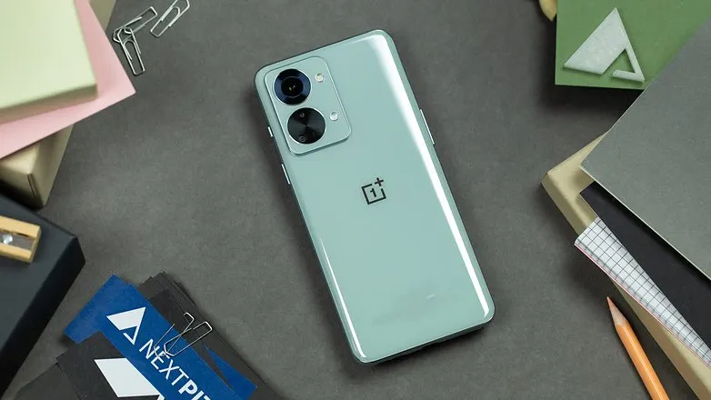 Об этом OnePlus все забыли, а зря. Один из лучших субфлагманов бренда попал под акцию