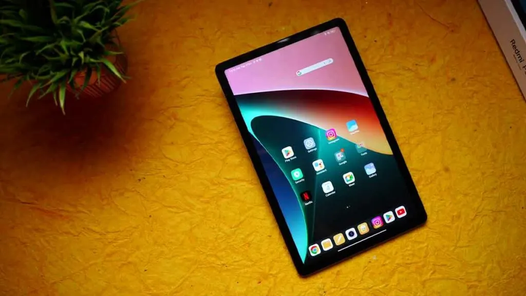Xiaomi Redmi Pad отдают за копейки на распродаже 11.11. Чем хорош этот бюджетный планшет?