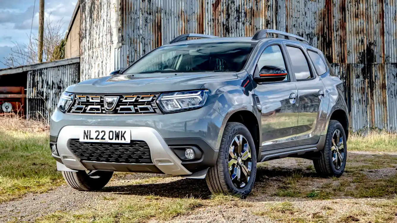 Renault Duster вернулся в Россию по страшной цене. Прайс легенды вызывает хохот