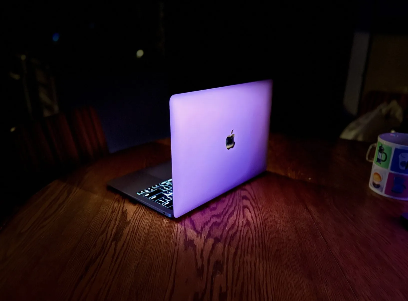 MacBook Air на M1 подешевел. Лучшая цена в истории