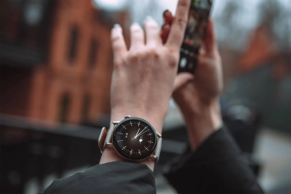 5 лучших умных часов 2022 года. Топ, в который не попали Apple Watch