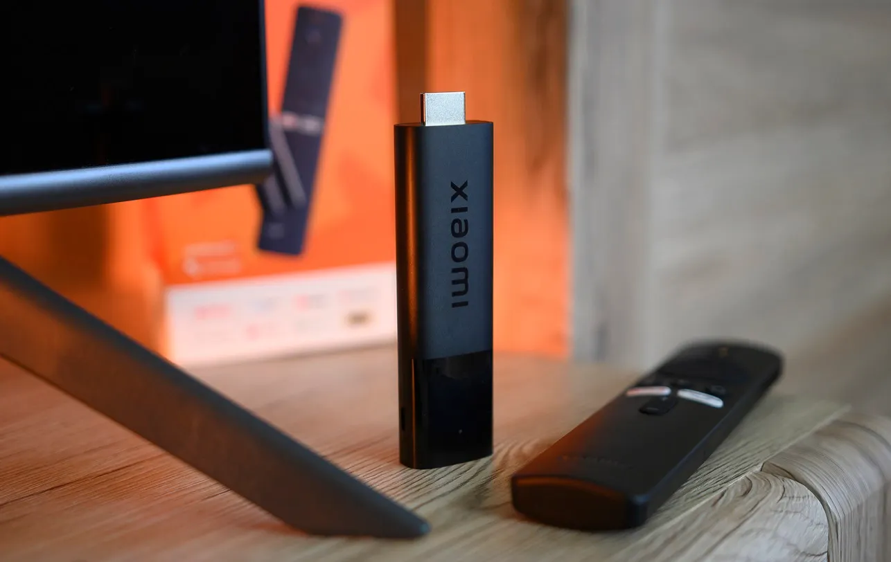 Xiaomi Mi TV Stick 4K отдают за копейки. Это лучшая ТВ-приставка на рынке