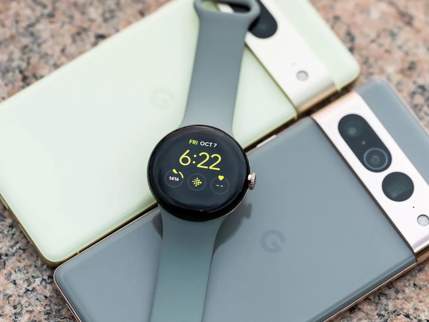 Google Pixel Watch — стильные смарт-часы с кучей фич. Стоит ли их брать?