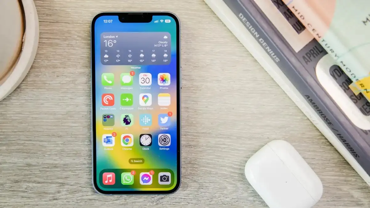 iPhone 14 еще можно урвать за адекватные деньги. Хватаем, пока он есть в наличии