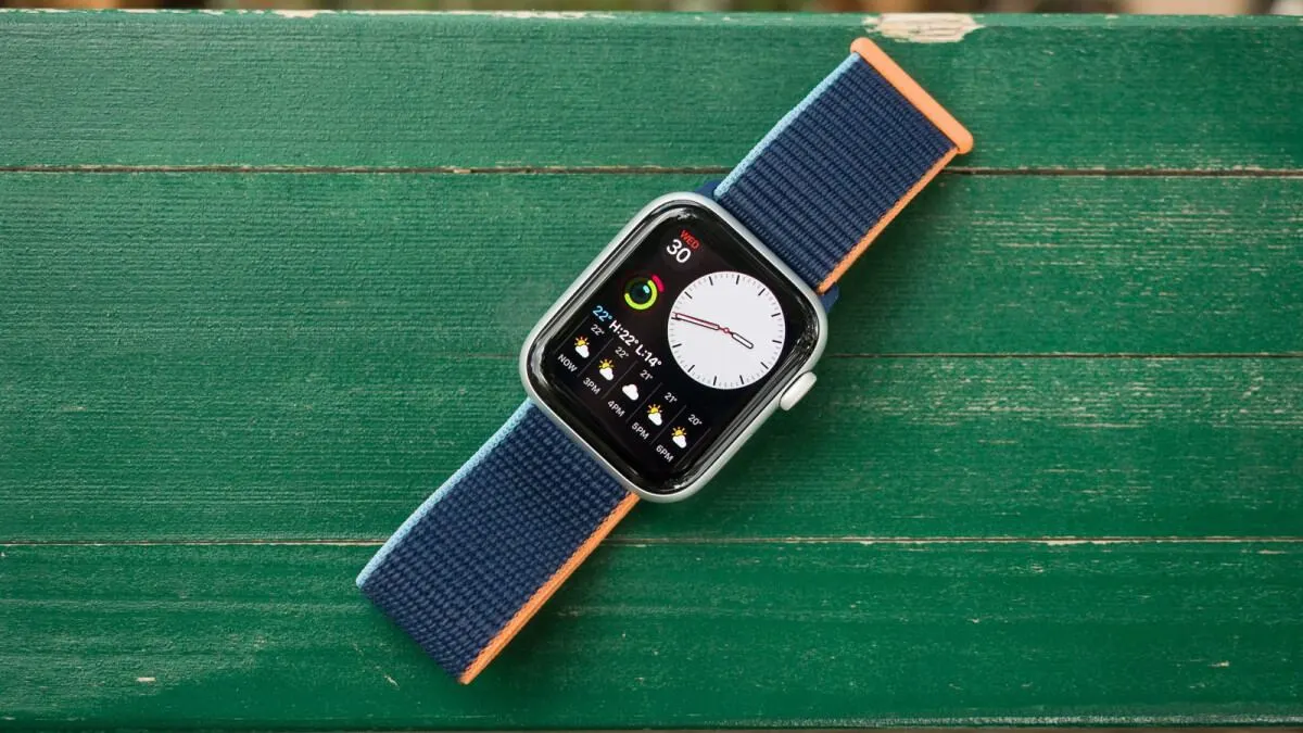 Apple Watch SE и другие. 5 моделей смарт-часов, которые надо брать в 2023 году
