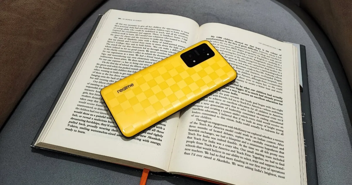Лучший суфблагман Realme феерически подешевел. Вариант с топовой производительностью и сверхбыстрой зарядкой