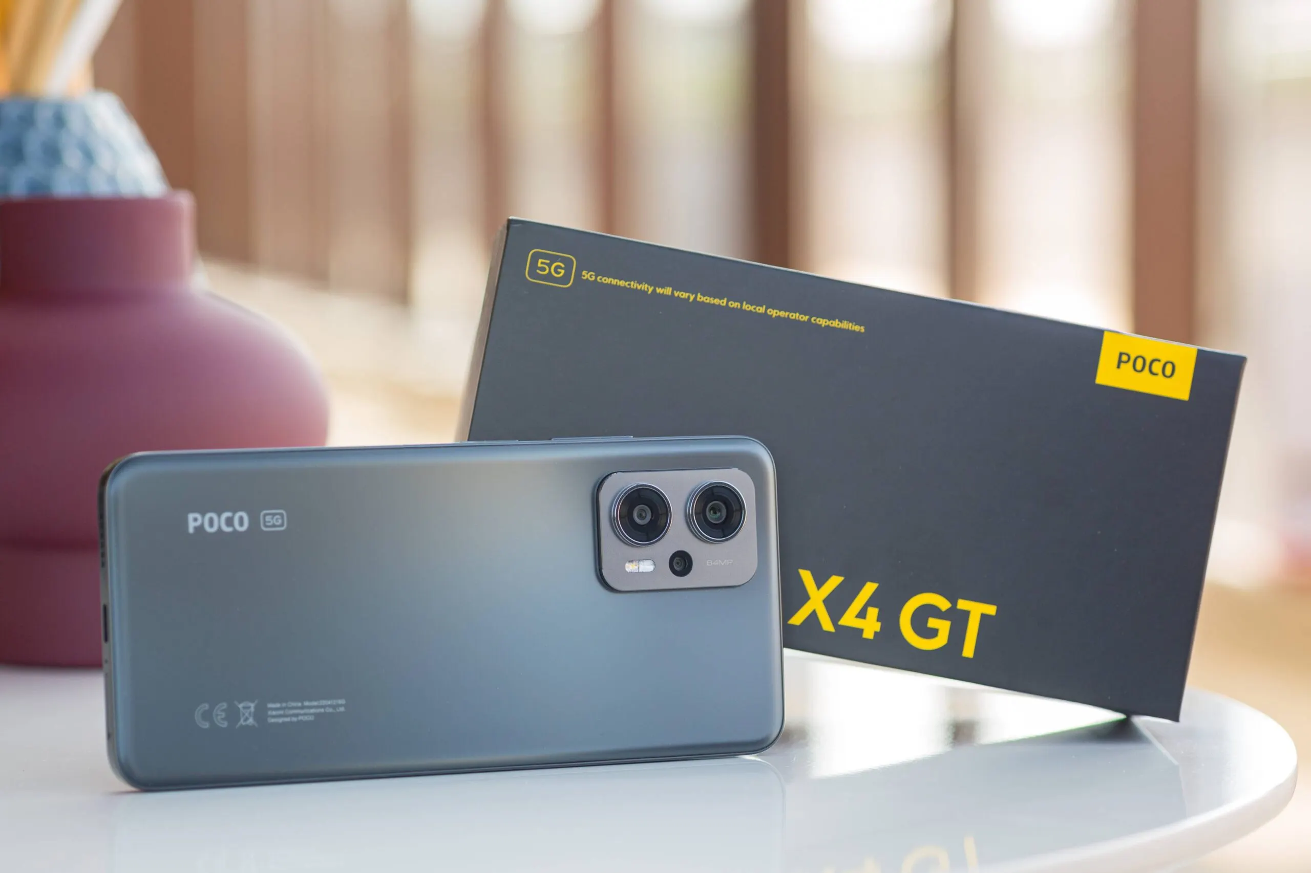Главный хит Xiaomi Poco раздают за бесценок. У него 144-герцовый экран и топовый процессор