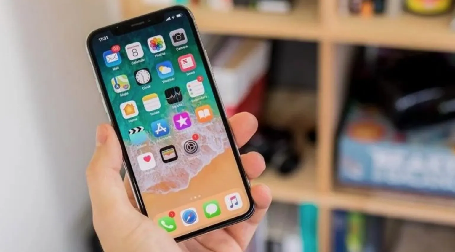 Экран iPhone выгорел. Жуткое зрелище – как от такого спастись?
