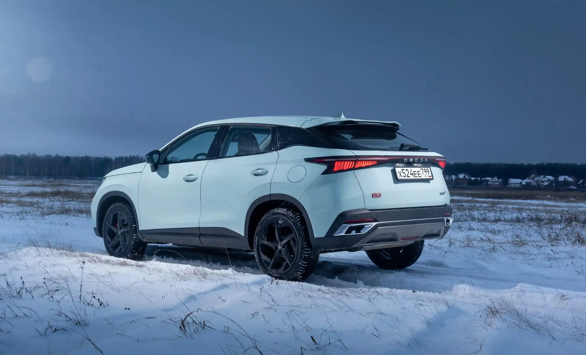 Блогер похоронил китайский автомобиль. Что скрывает «премиальный» Chery Omoda C5?