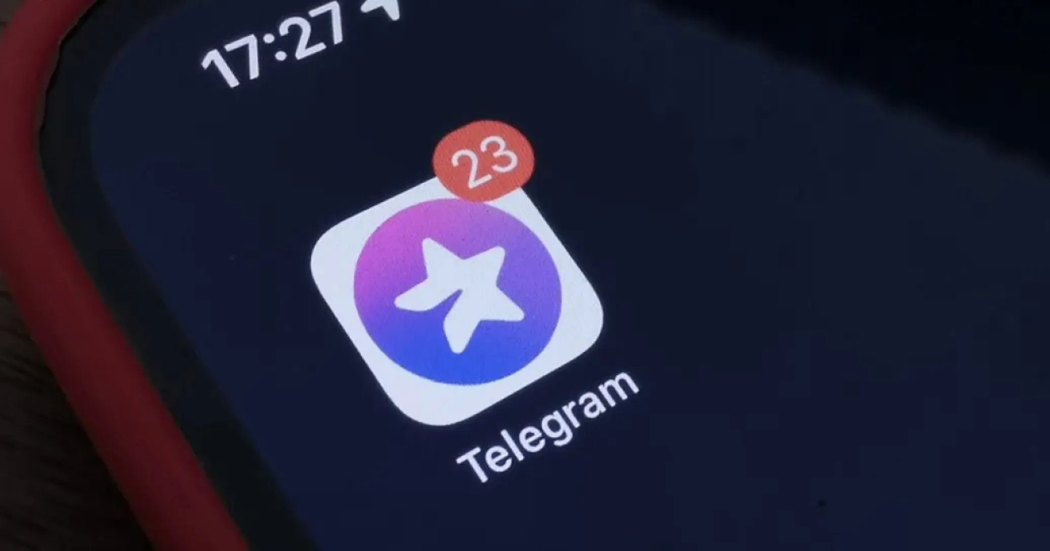 В телеграме активизировались мошенники – они предлагают бесплатный Premium. Как не остаться без аккаунта?