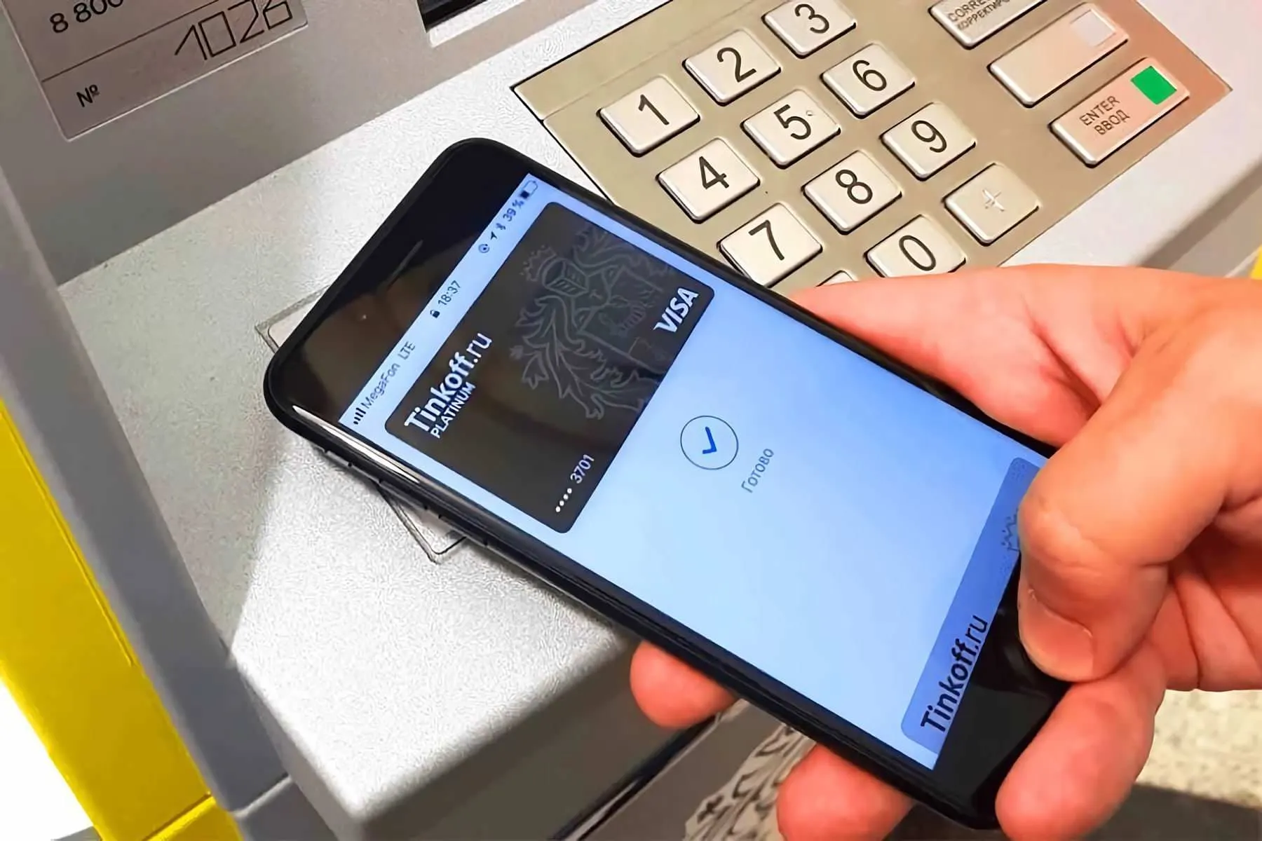 Apple Pay возвращается. «Тинькофф» придумал, как спасти владельцев iPhone