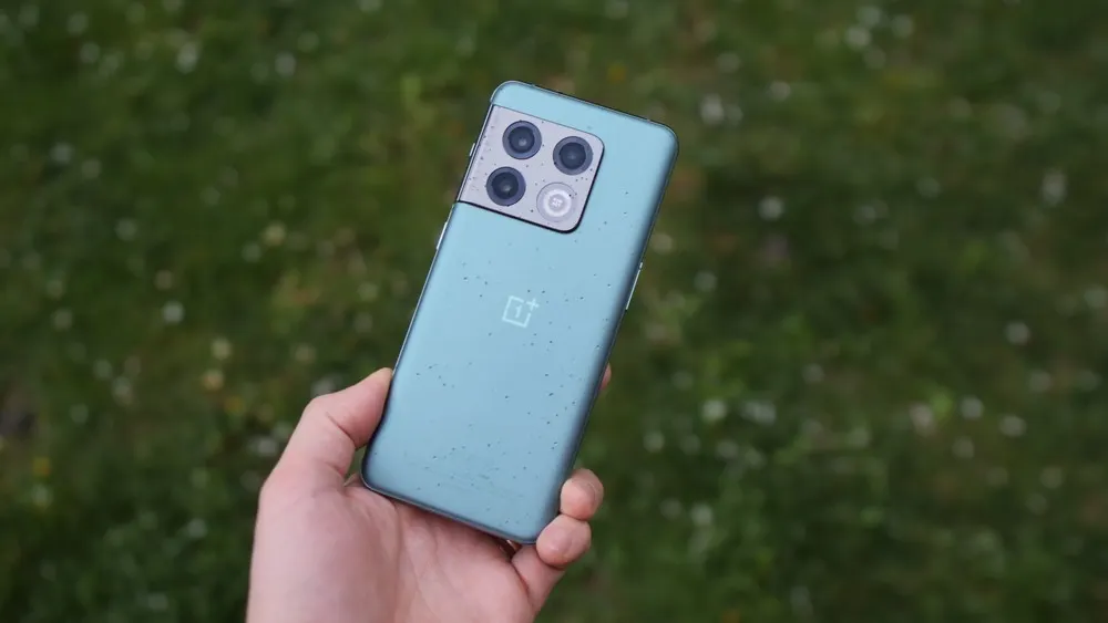 OnePlus 11 уже появился на Али. Стоит ли брать новый флагман бренда?