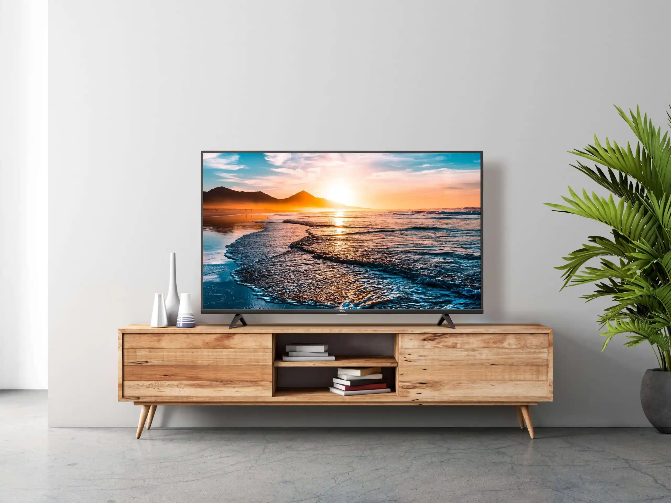 Об этом телевизоре TCL все забыли, а зря. Это одна из самых доступных 4K-моделей на рынке