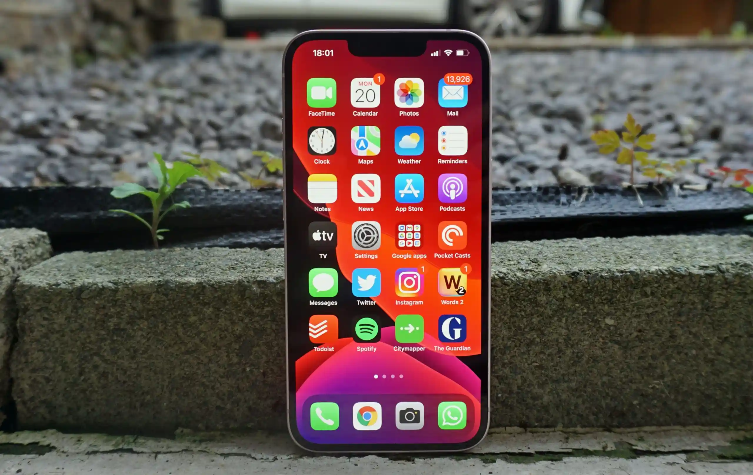 iPhone 13 продолжает дешеветь. Прайс на хит снова пробил психологическую отметку