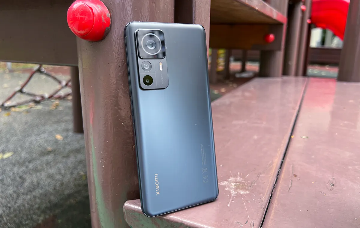 Xiaomi 12T Pro обесценился на Али. Это флагман с 200-мегапиксельной камерой и 120-ваттной зарядкой