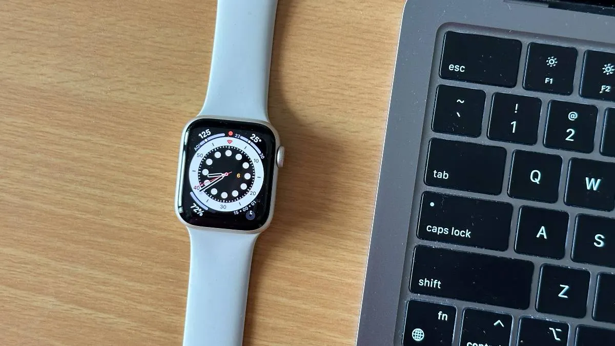 Срочно хватаем Apple Watch SE 2. Хитовые смарт-часы подешевели практически везде