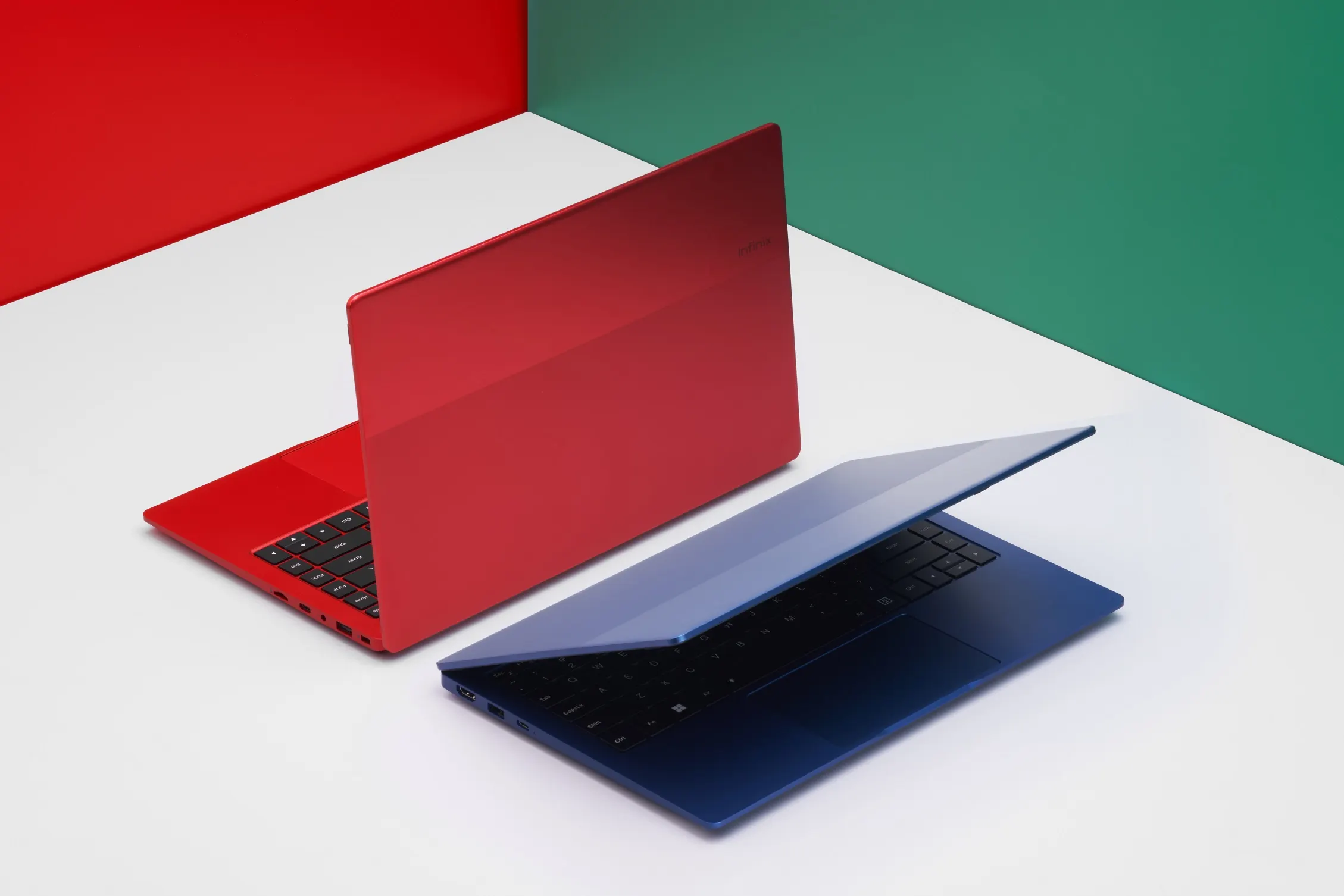 Этот ноутбук Infinix идеален для студентов. Стильный клон MacBook Air окончательно рухнул в цене