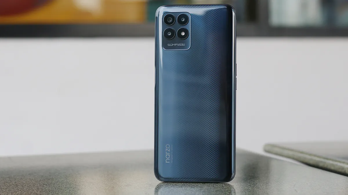 Забытый девайс Realme буквально обесценился. Cбалансированный вариант до 13 тысяч рублей