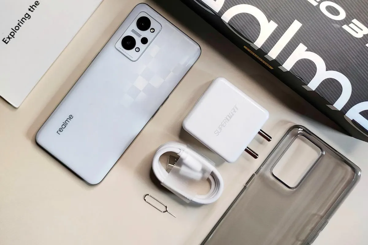 Этот Realme — лучший девайс бренда. Он обесценился практически везде