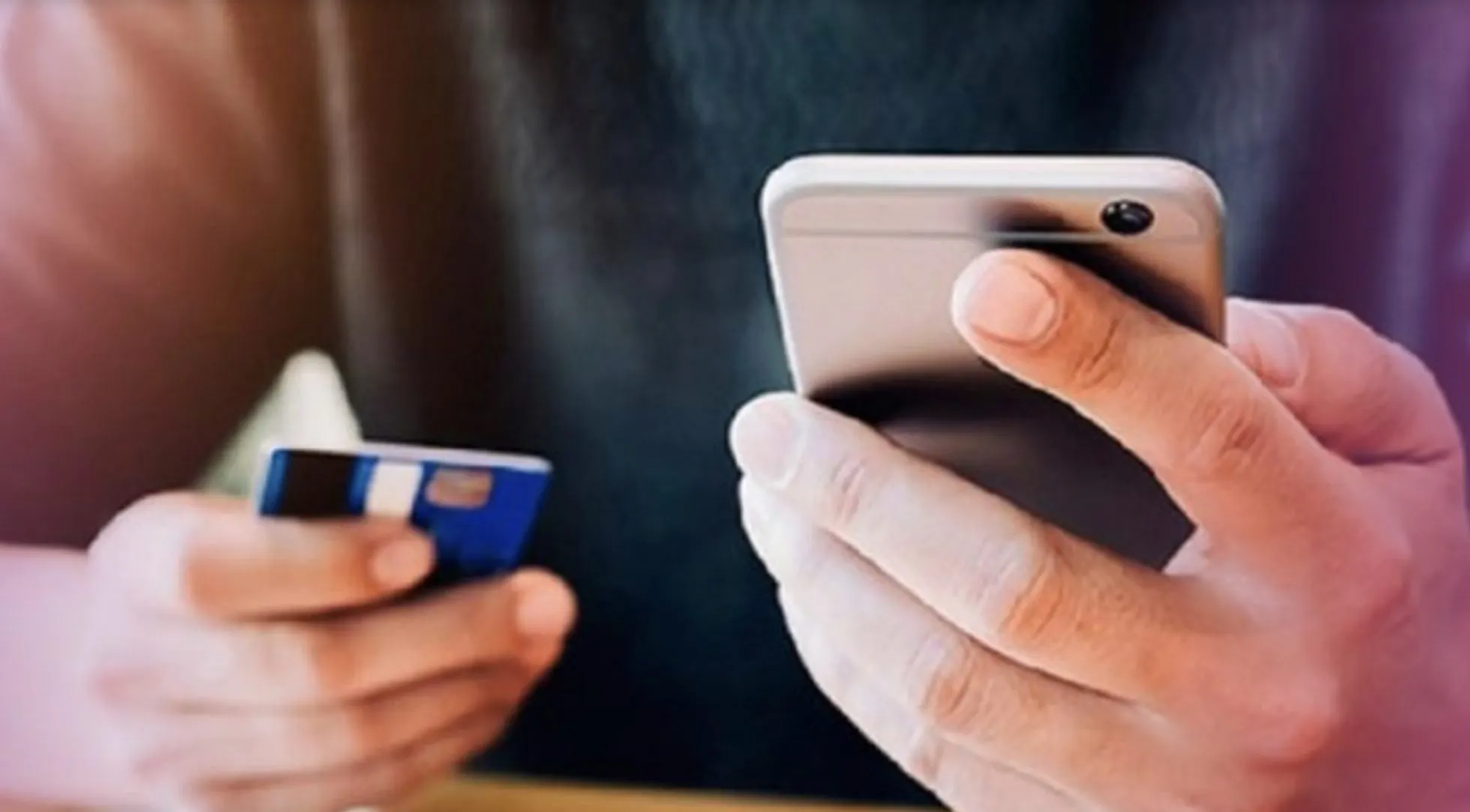 Как сохранить в iPhone любую банковскую карту? Гениальный способ, который сэкономит ваше время